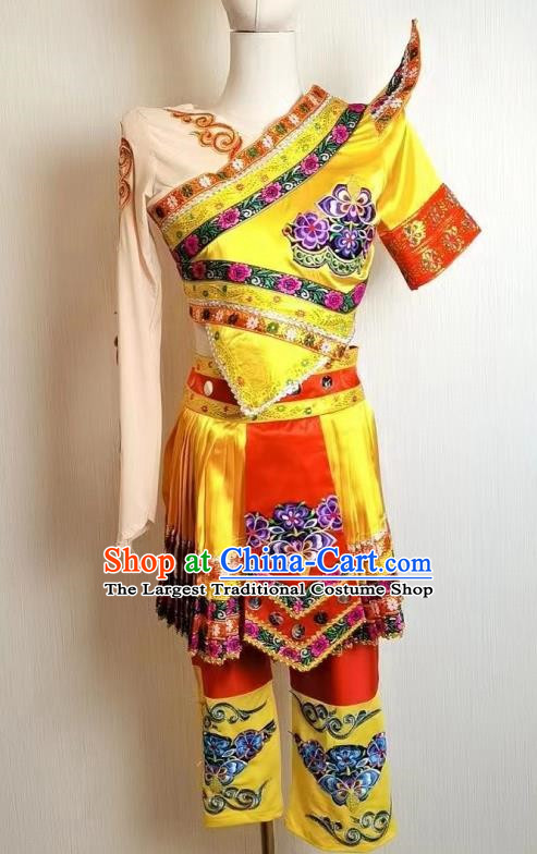 March Three Ethnic Minority Dance Costumes Hydrangea Round Dance Costumes Zhuang Dance Stage Performance Costumes