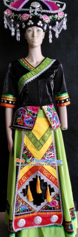 Ethnic Minority Costumes Zhuang Costumes Green 360 Degree Swing Skirt With Embroidered Pieces Long Skirt Stage Costumes