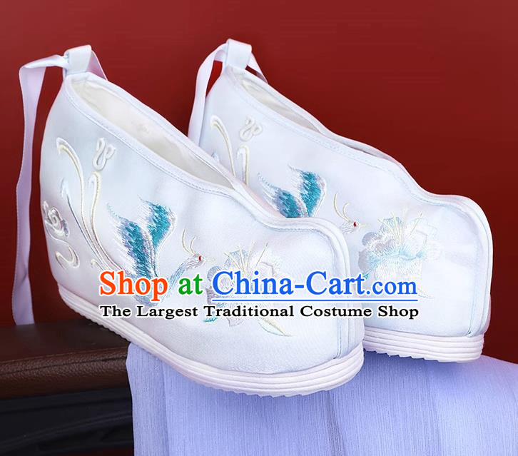 Women White Ancient Costume Hanfu Shoes Cloth Shoes Inner Heightening Embroidered Shoes