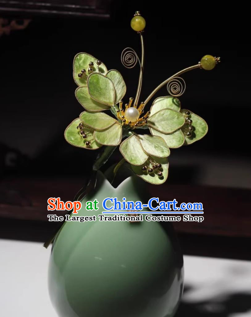 Chinese Ancient Hair Jewelry Ming Dynasty Hanfu Headpiece Handmade Green Butterfly Hairpin Intangible Cultural Heritage Velvet Flower Hair Stick