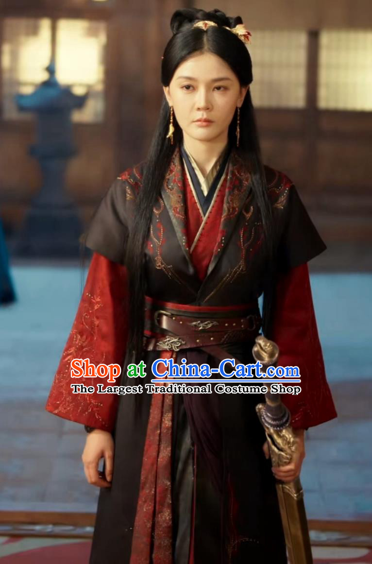 Ancient China Swordswoman Clothing Chinese TV Drama Dashing Youth Female Escort Li Xin Yue Garment Costume