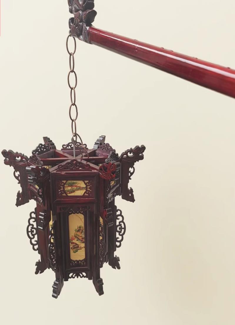 Dancing Handle Hexagonal Wood Mini Palace Lantern Chinese Antique Style Handheld Lantern Traditional Small Wooden Pendant Light