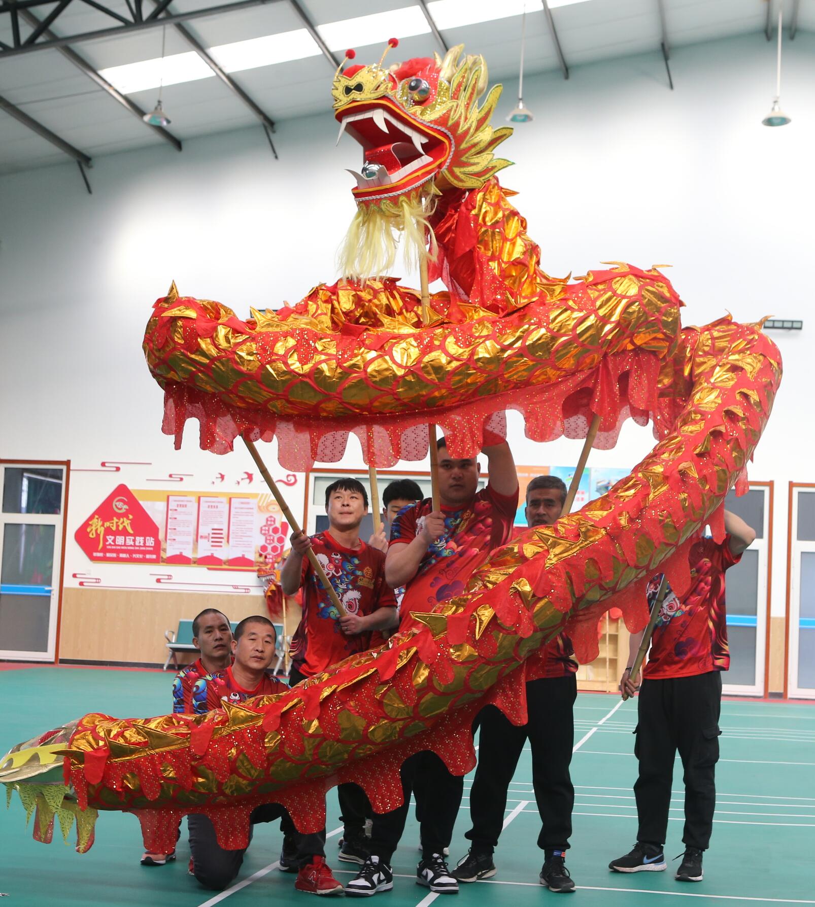 Chinese Red Dragon Dance Equipment Loong Dance Costume Festival Celebration Prop