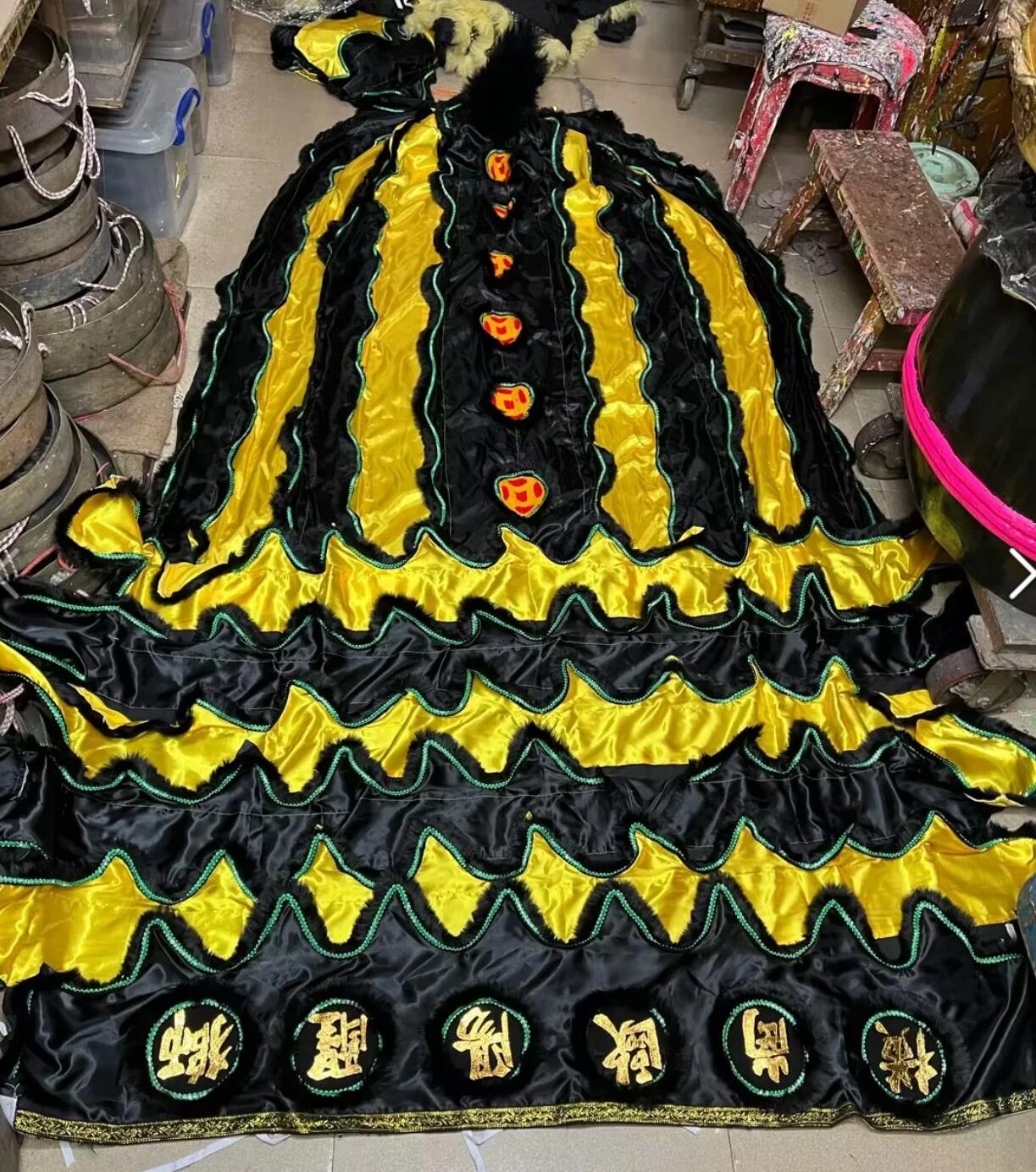 Traditional Chinese Lion Dance Tail Costume and Pants Set