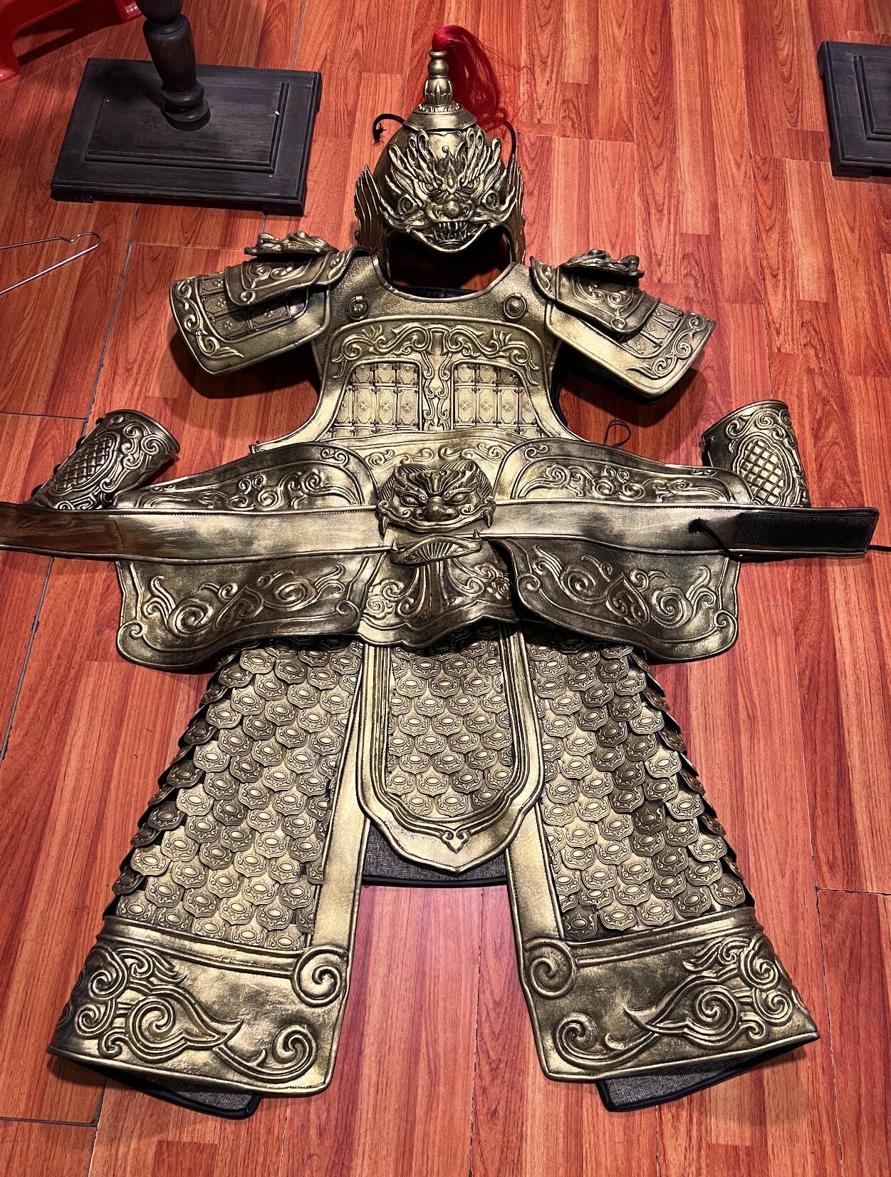 Ancient Chinese General Costume Tang Dynasty Warrior Armor and Helmet Set