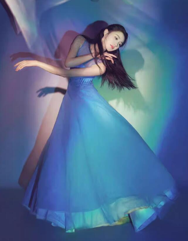 2026 Spring Festival Gala Meng Di Liu Haocun Performance Costume Blue Elegant Dance Dress