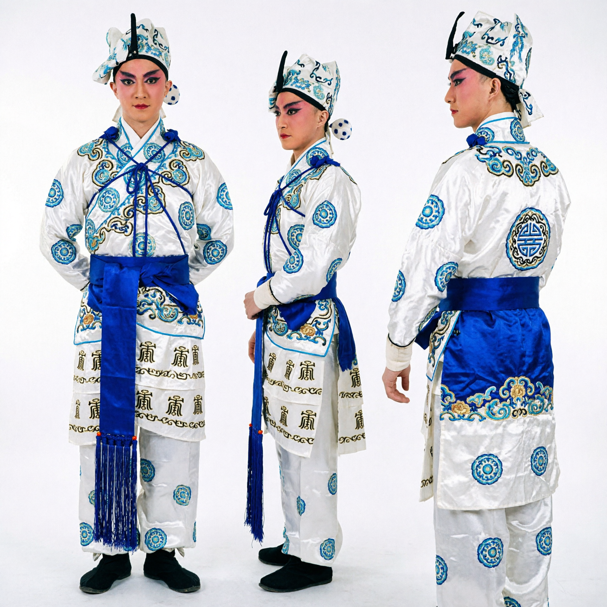 Traje Profesional de Wusheng de Ópera de Pekín, Atuendo de Artes Marciales en Seda Blanca con Bordado Azul para Actor Masculino - Asian Costume
