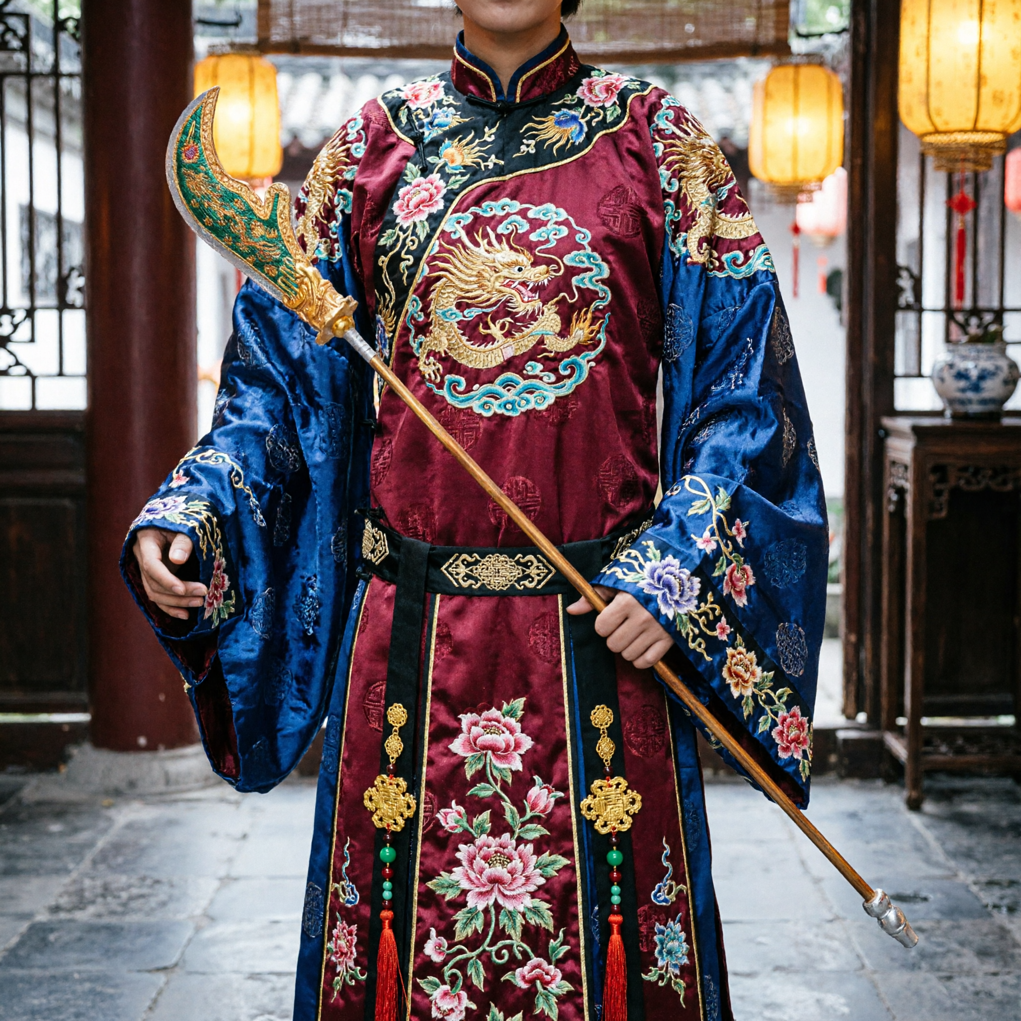 Tradycyjna Chińska Guan Dao Rekwizyt Zielone Ostrze Złoty Smok Broń Drzewcowa do Opery Pekińskiej i Cosplayu Wushu - Asian Costume