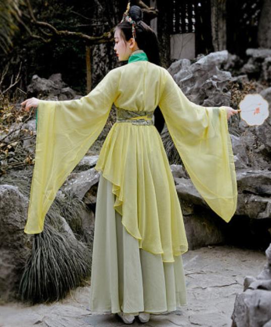 Chinese Traditional Qin Dynasty Court Princess Costumes Ancient Drama Swordsman Yellow Hanfu Dress for Women
