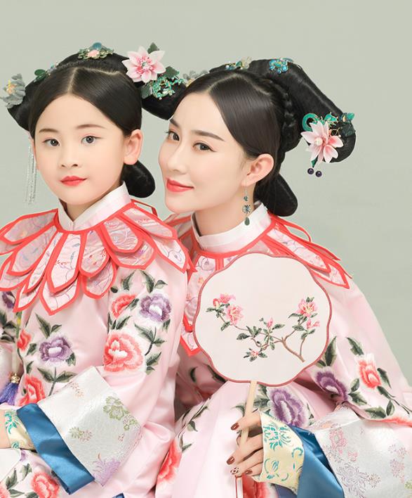 Ancient Chinese Qing Dynasty Court Costumes Manchu Palace Princess Queen Clothing and Headpieces for Women for Girls