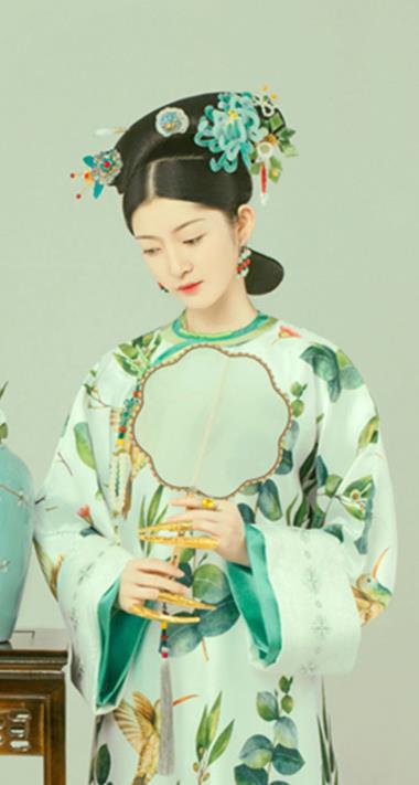 Chinese Drama Ancient Manchu Noble Countess Dress Traditional Hanfu Apparels Qing Dynasty Royal Princess Historical Costumes and Headdress for Women